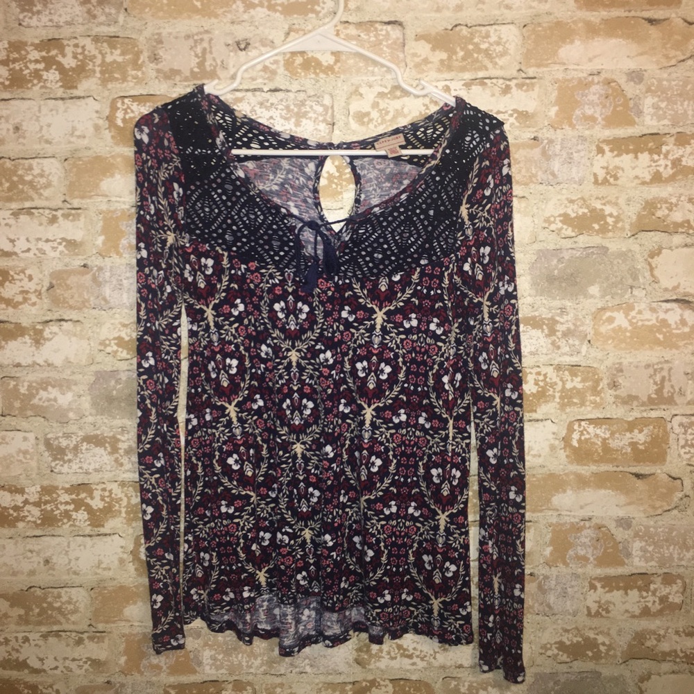 Aeropostale multi-colored shirt